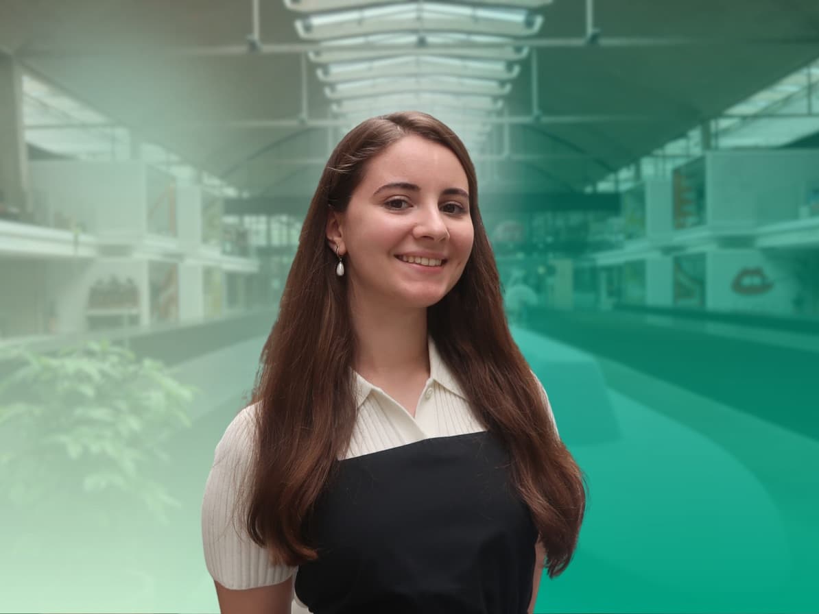 Headshot of Daria-Maria Preda