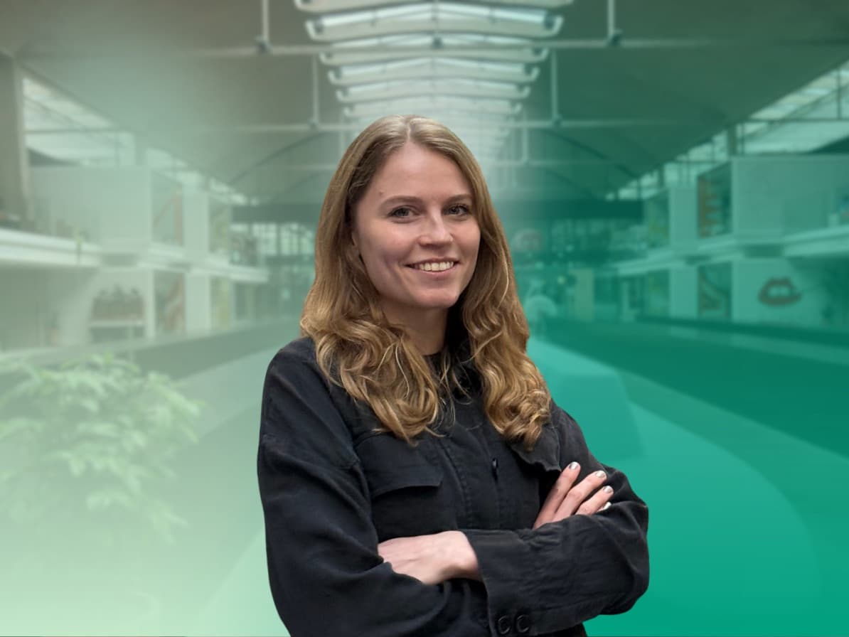 Headshot of Nina Kahr